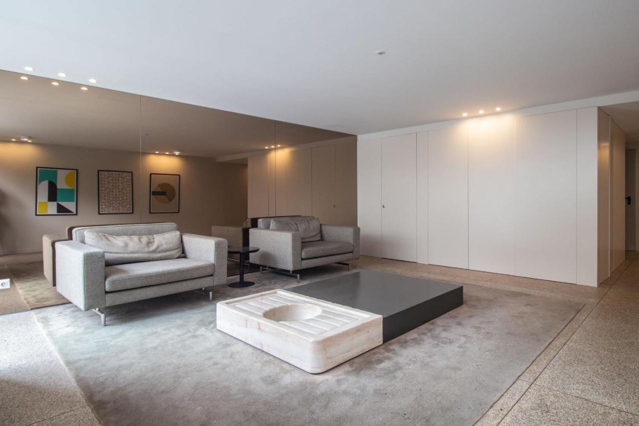 Stunning Apartment W/ Free Parking By Lovelystay Porto Exterior foto