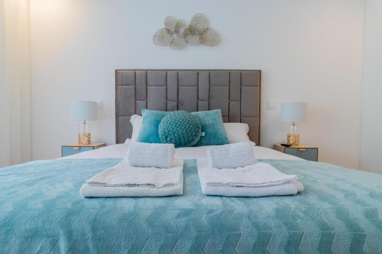 Stunning Apartment W/ Free Parking By Lovelystay Porto Exterior foto